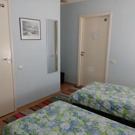 Hostel Anette House *